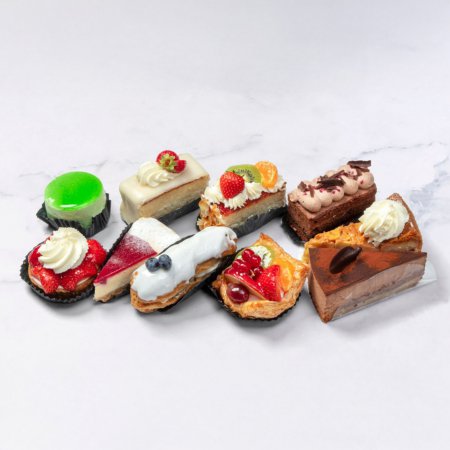 Gesorteerd Gebak 10 stuks – Mix van Klassieke & Luxe Gebakjes