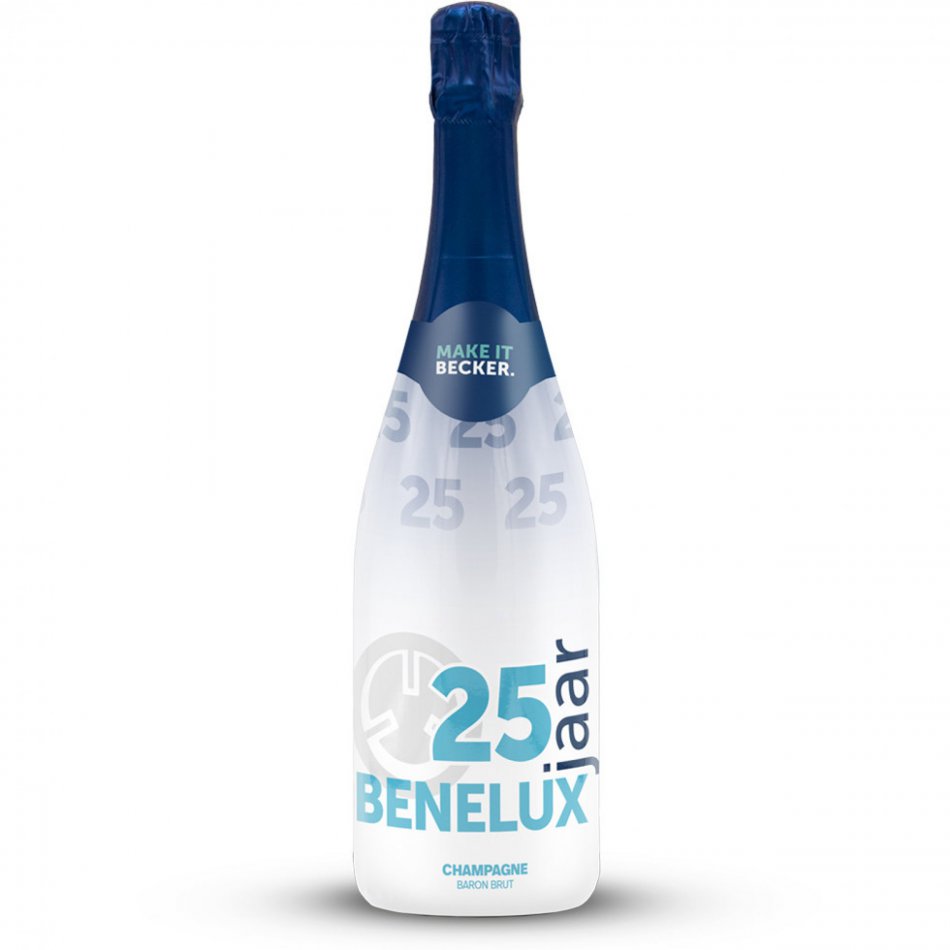 Champagne met eigen ontwerp
